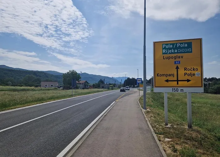 Vakantiehuis Casa Luana Roč